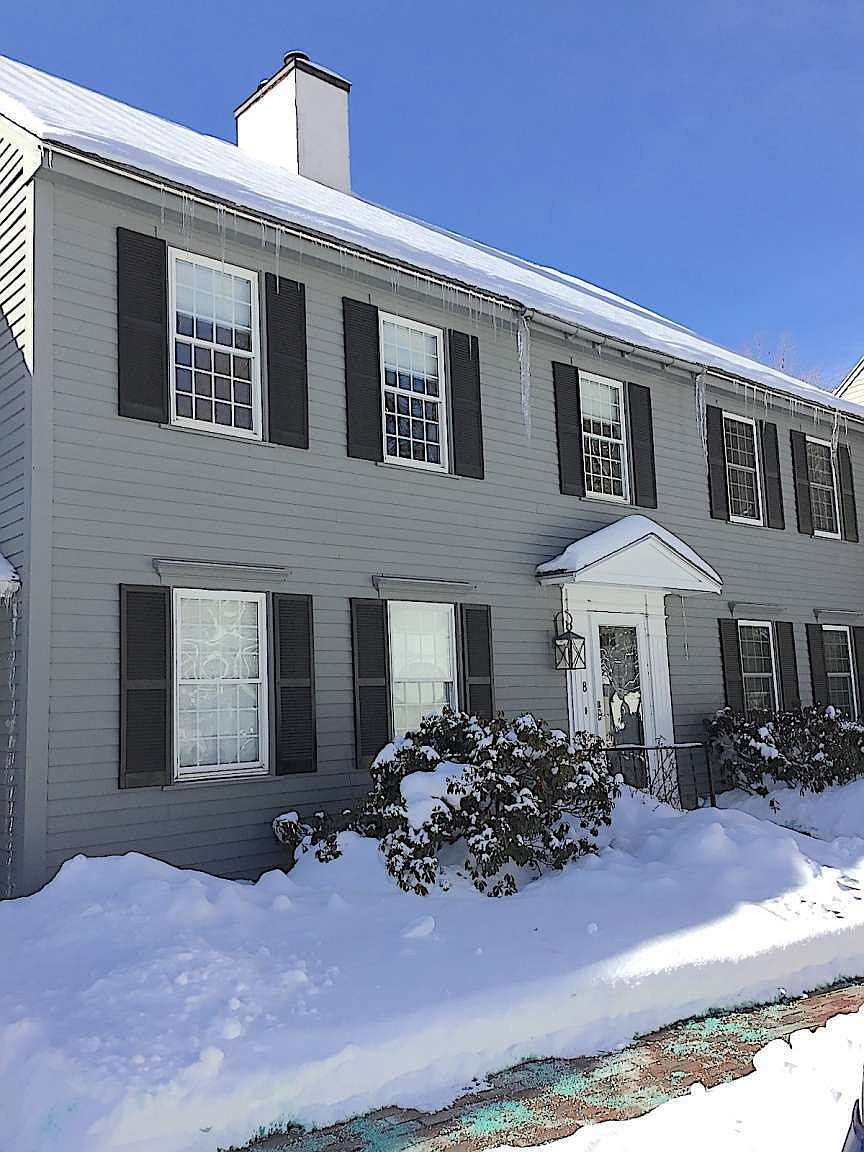 8 Governor Sq Peterborough Nh 03458 Mls 4847160 Zillow