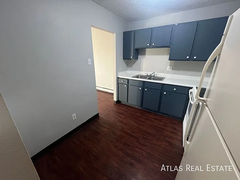 312 W Alabama Ave — Photo 17