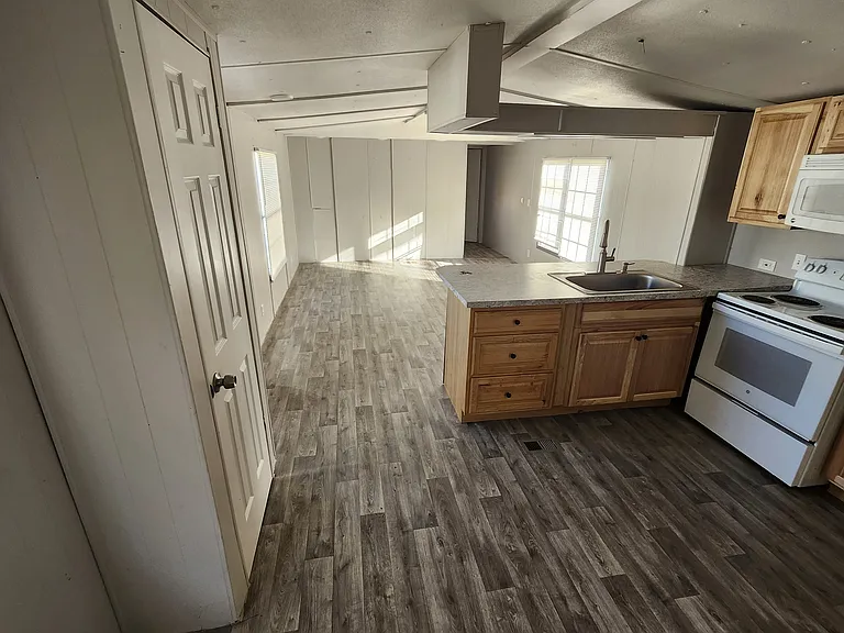 21 Kacy Ln #21 — Photo 6