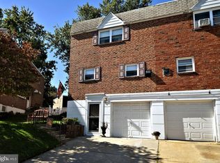 704 Arnold St, Philadelphia, PA 19111