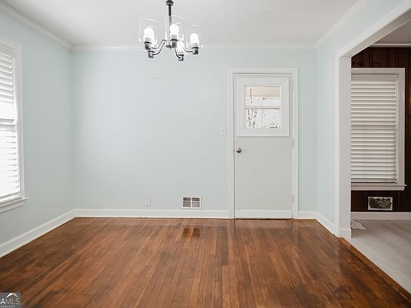 5th image of 348 School Rd