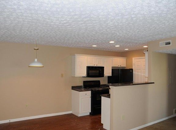 4th image of 5586 Cypress Chas