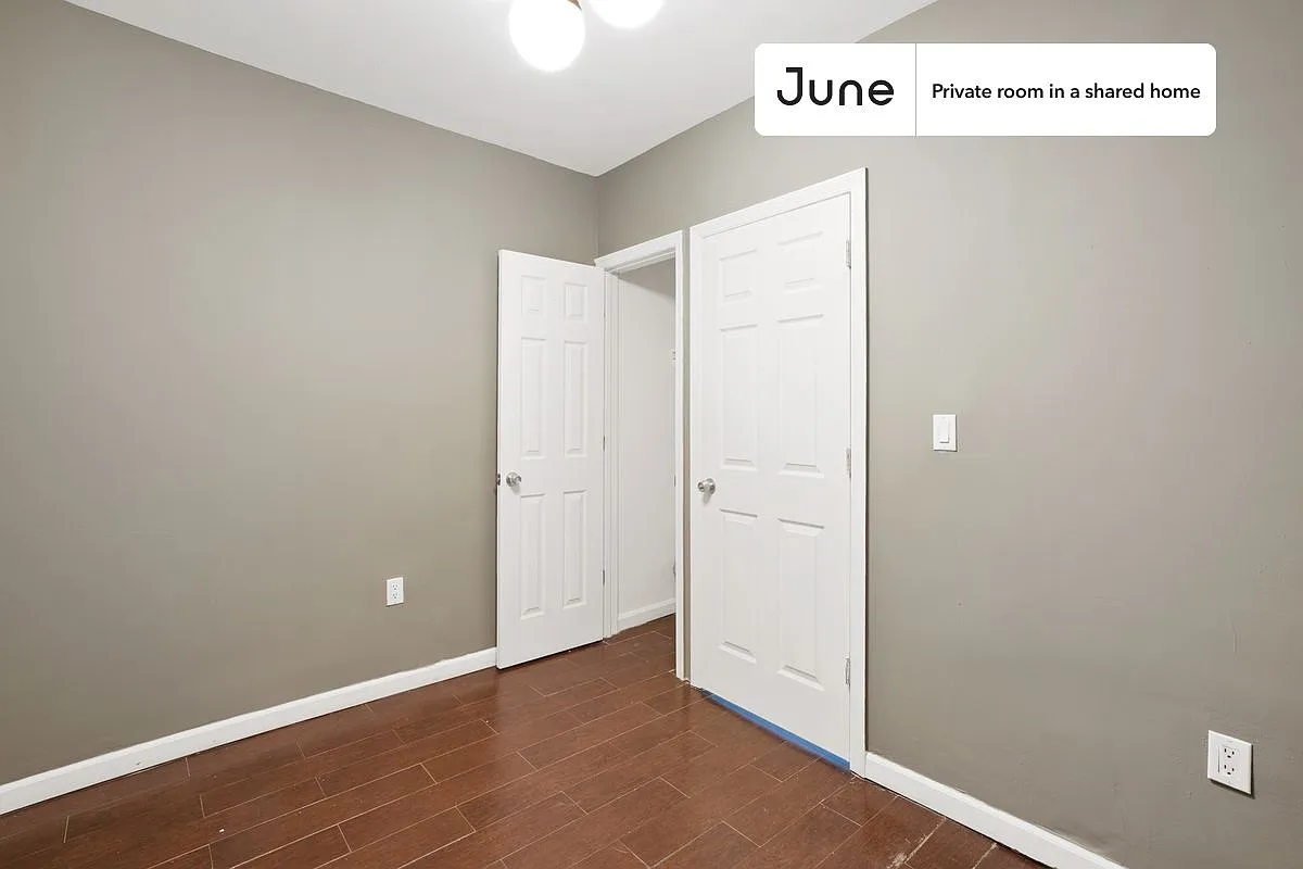 Full bedroom in 2 bed/1 bath home in West Harlem #889 B — Photo 4