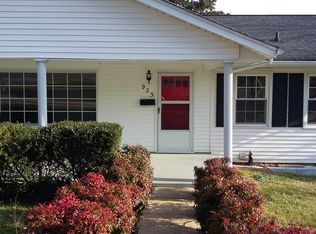 925 McAdoo St, Clinton, TN 37716