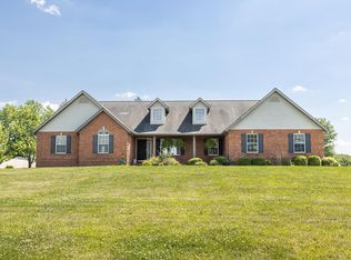8306 Peabody Rd, Freeburg, IL 62243
