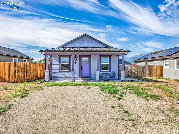 2nd image of 202 1st St