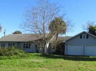2949 Edwards Rd, Fort Pierce, FL 34981
