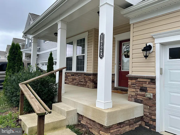 1728 Hudgins Farm Cir — Photo 42