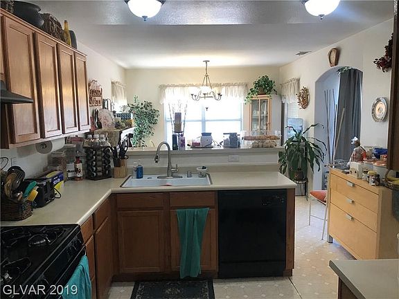 2nd image of 1404 Old Cobble Dr