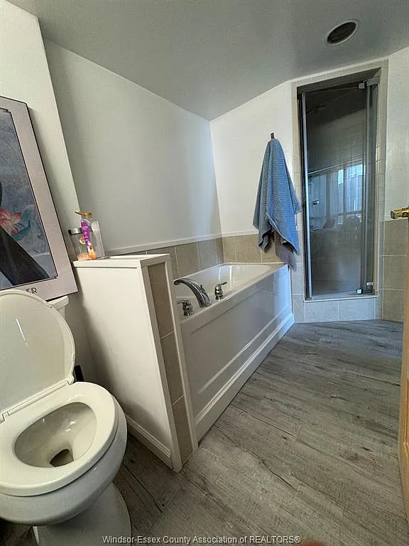 1 bed, 1.0 bath, 746 sqft, $1,950 — Photo 4