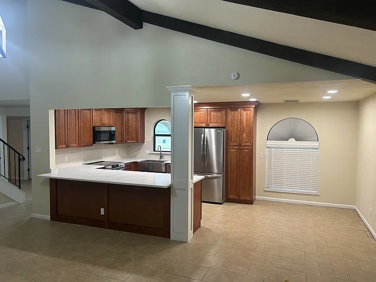 3 Donna Dr — Photo 5