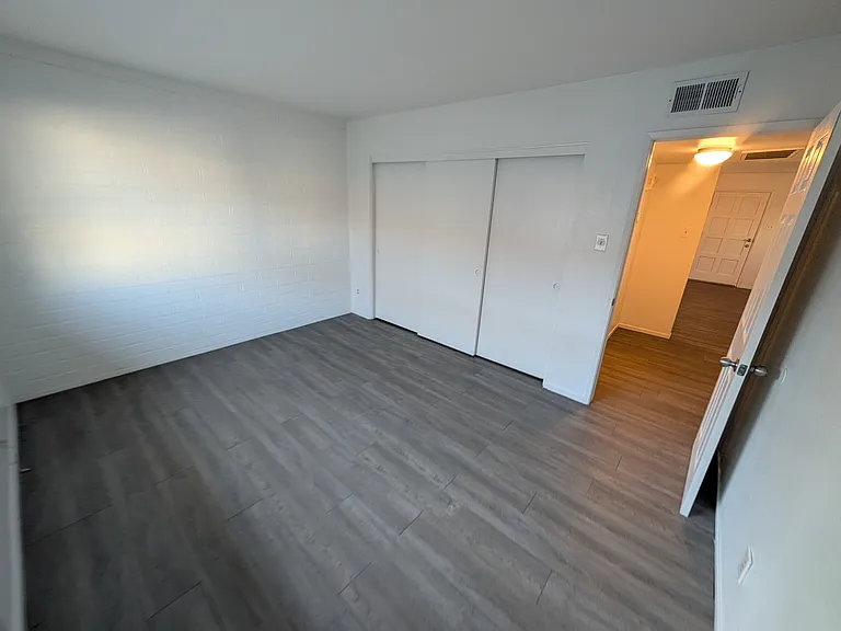 8406 E Roosevelt St — Photo 15