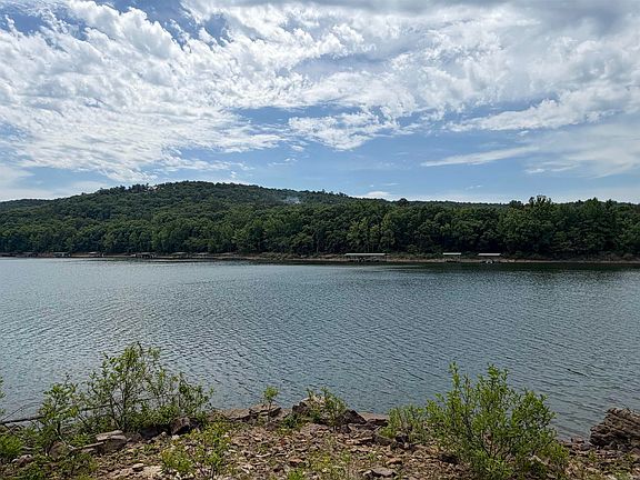 3rd image of 1200 Bear Mountain Rd