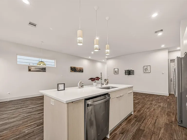 4418 Bora Bora Ln — Photo 13