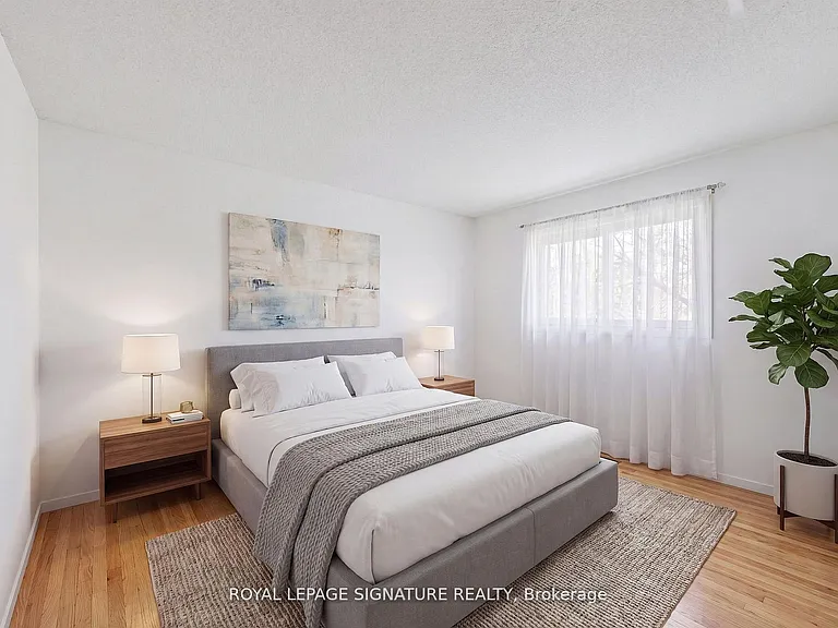 22 Madsen Cres — Photo 27