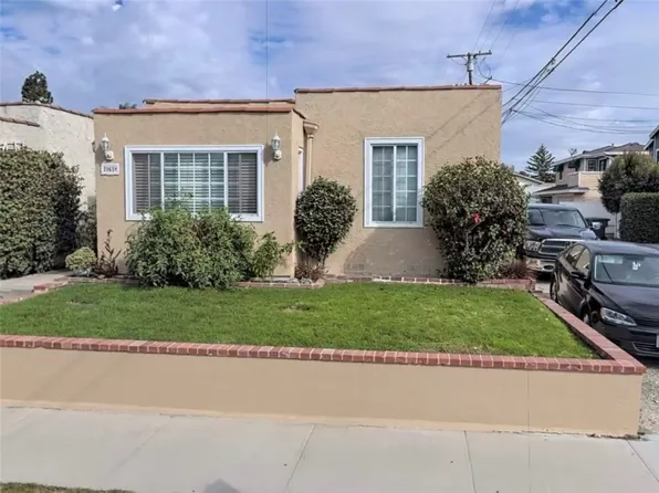 2063 W 220th St, Torrance, CA 90501