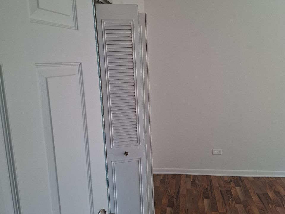 1st image of 2051 Narcissus Ave APT 2W