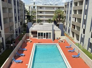 10000 NW 80th Ct APT 2424, Hialeah Gardens, FL 33016