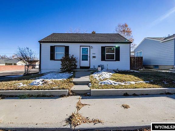 5th image of 1103 McKinley Ave