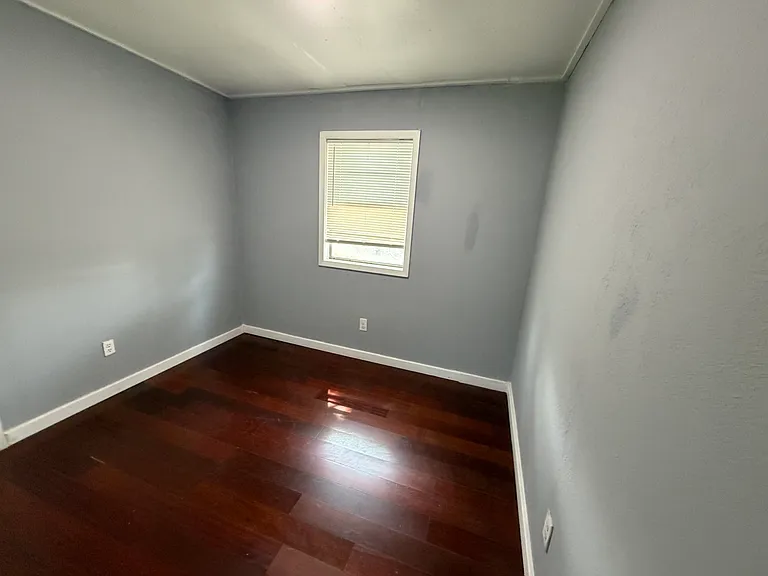 4711 Mitchell Dr — Photo 7