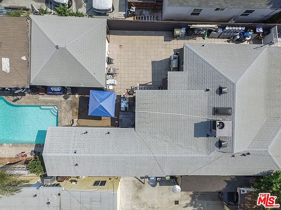 3rd image of 5618 Fulcher Ave