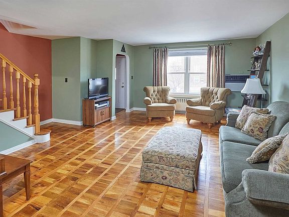 4th image of 4605 21st Ave