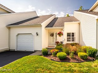 45B Raylinsky Ln, Mechanicville, NY 12118