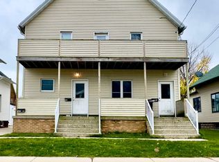 1307 Marshall St, Manitowoc, WI 54220