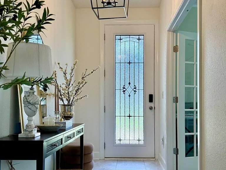 671 Charter Oaks Blvd — Photo 4