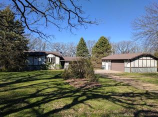 41961 440th Ave, Windom, MN 56101
