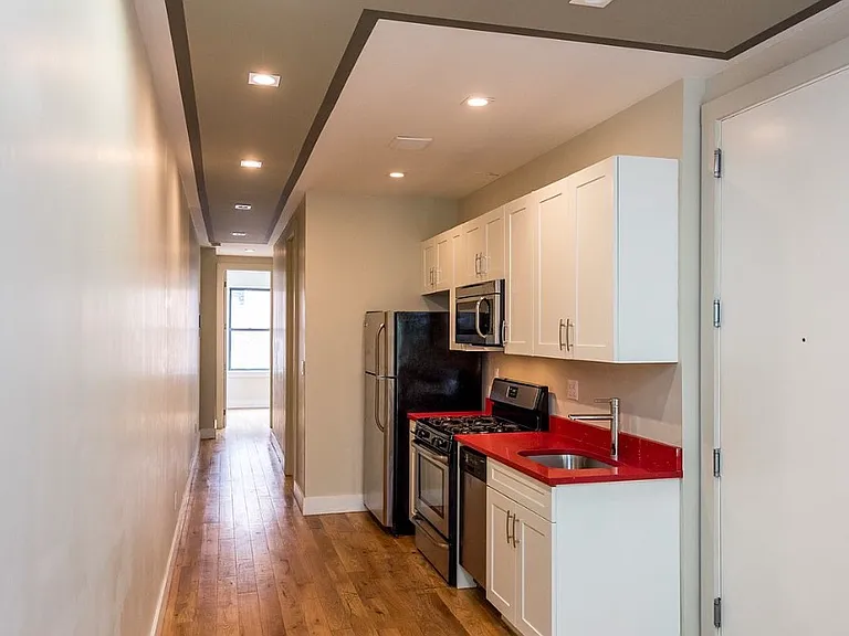 358 Central Ave #3R — Photo 3