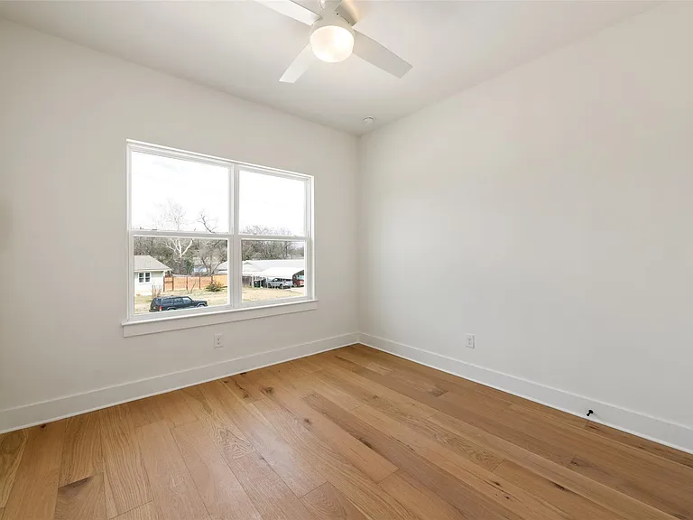304 E 195th St #304 — Photo 23