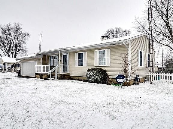 2nd image of 3 Western Dr