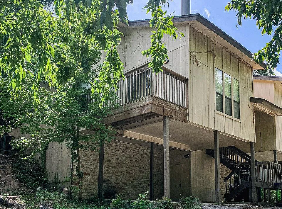 3560 Ranch Road 2222