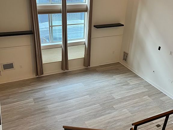 5th image of 175 Bluxome St Unit 117