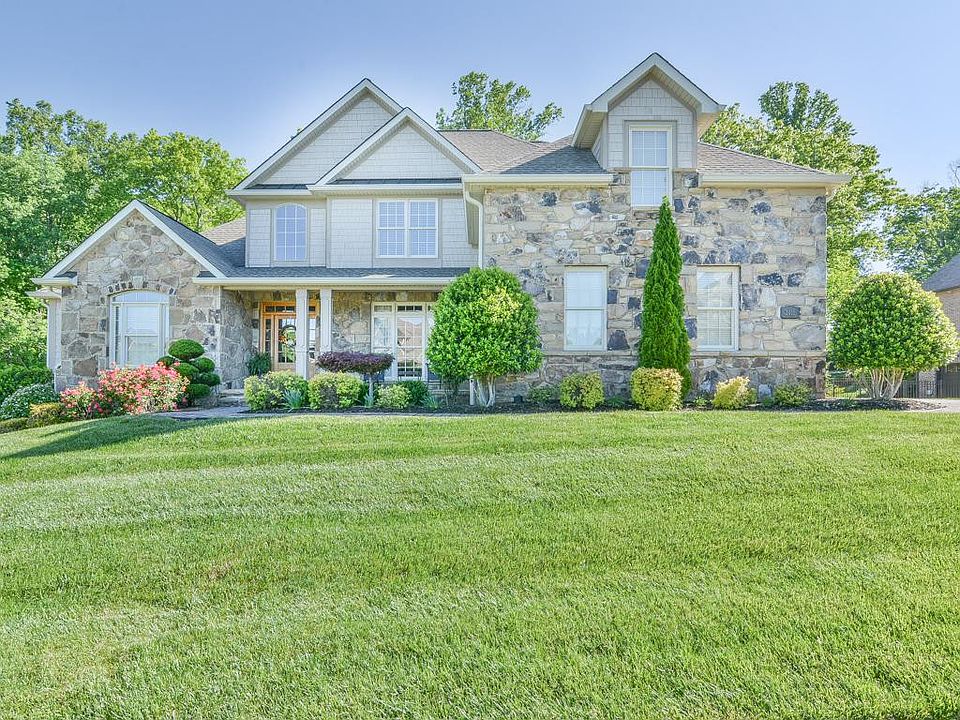 1st image of 2415 Crescent Lake Pl