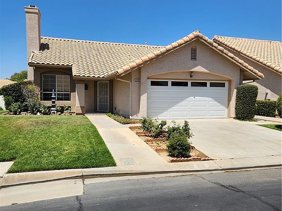 2nd image of 781 Torrey Pines Rd