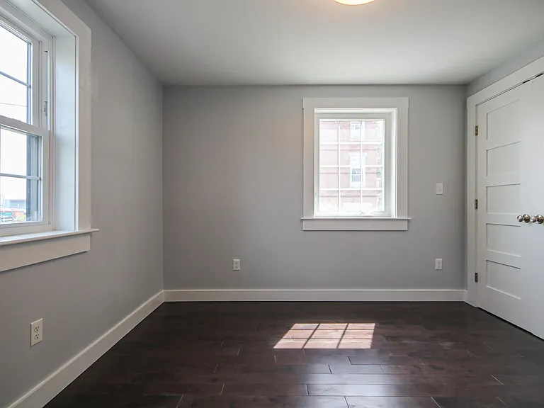 137 York St — Photo 31