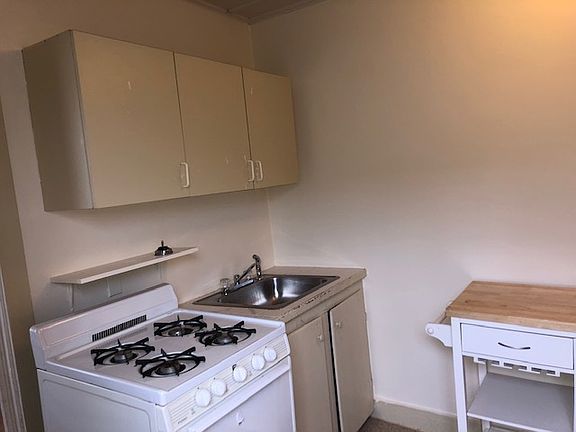 4th image of 88 Brackett St #11072955