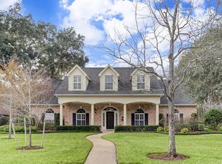 255 Plantation Rd, Houston, TX 77024