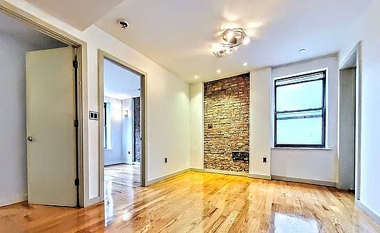 1st image of 179 Putnam Ave #3L