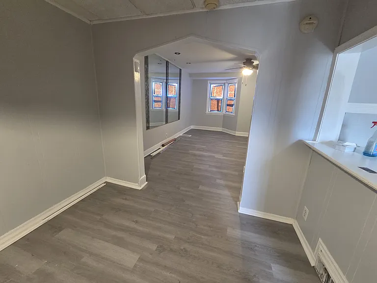 334 Pfeiffer St — Photo 5