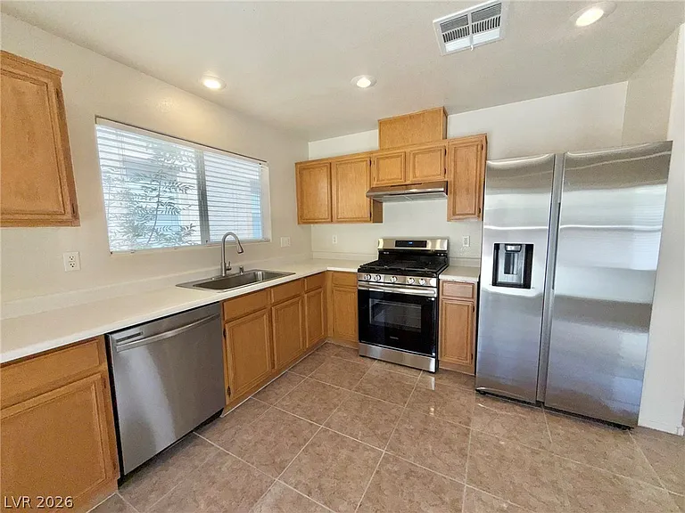 11225 Sandrone Ave — Photo 12