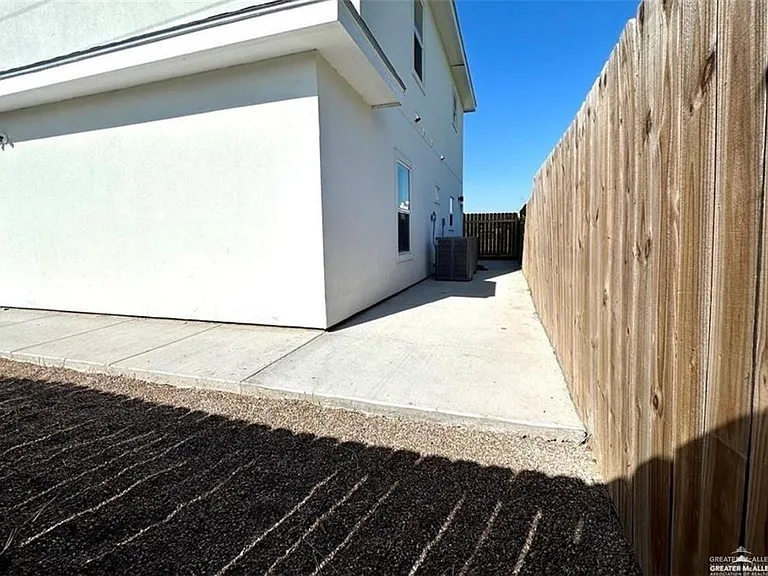 209 Rafael Dr #4 — Photo 8