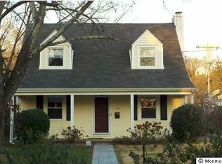 221 Spring St, Red Bank, NJ 07701