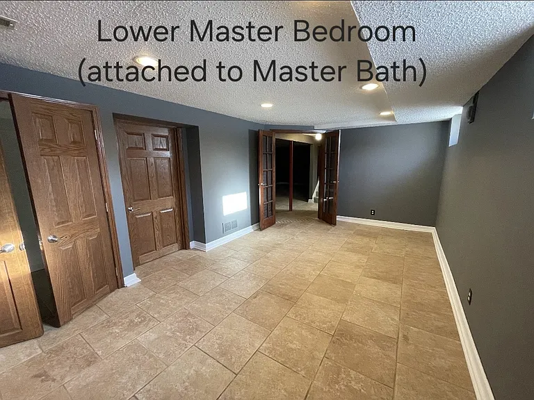 6709 Markwood Dr N — Photo 23