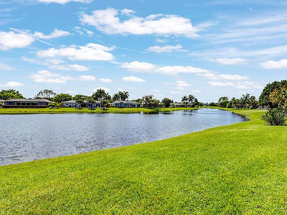 2nd image of 4469 Beechwood Lake Dr