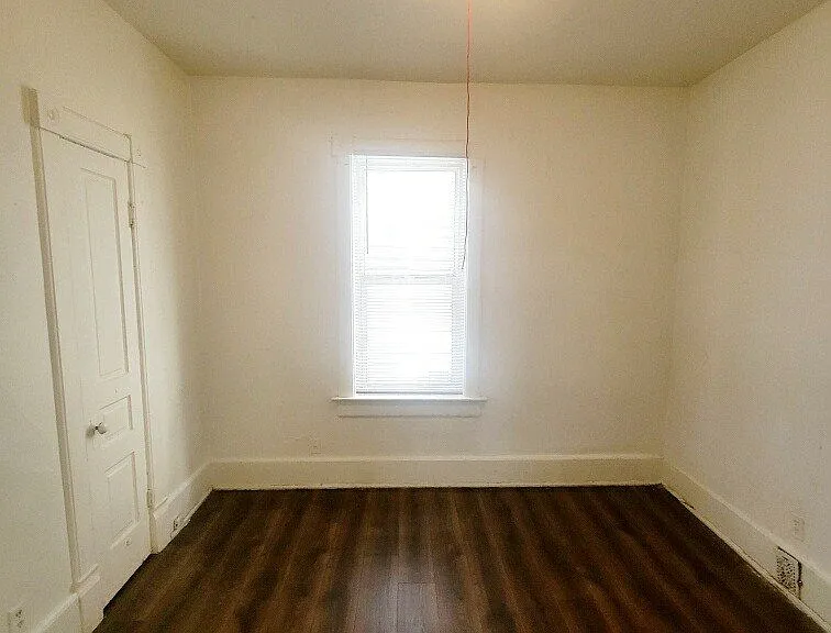 1710 W Mineral St — Photo 4