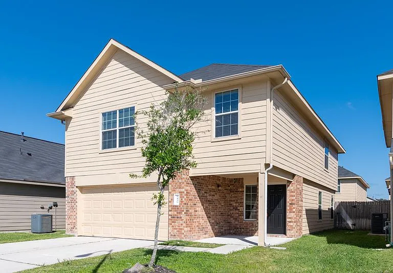 2435 Gibbs Bend Ct — Photo 3