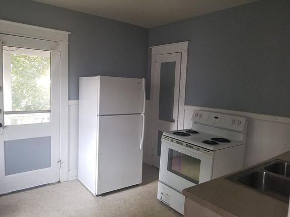 2nd image of 20 1/2 Parsons St APT 2